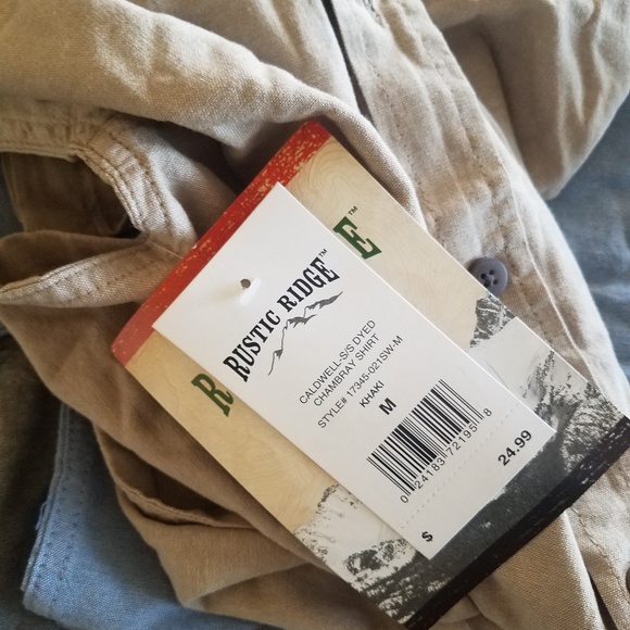 3 Men's Short sleeve button down shirts - Picture 4 of 4